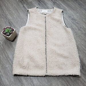 Wilfred Aritzia Chatou Vest Sz L Faux Fur